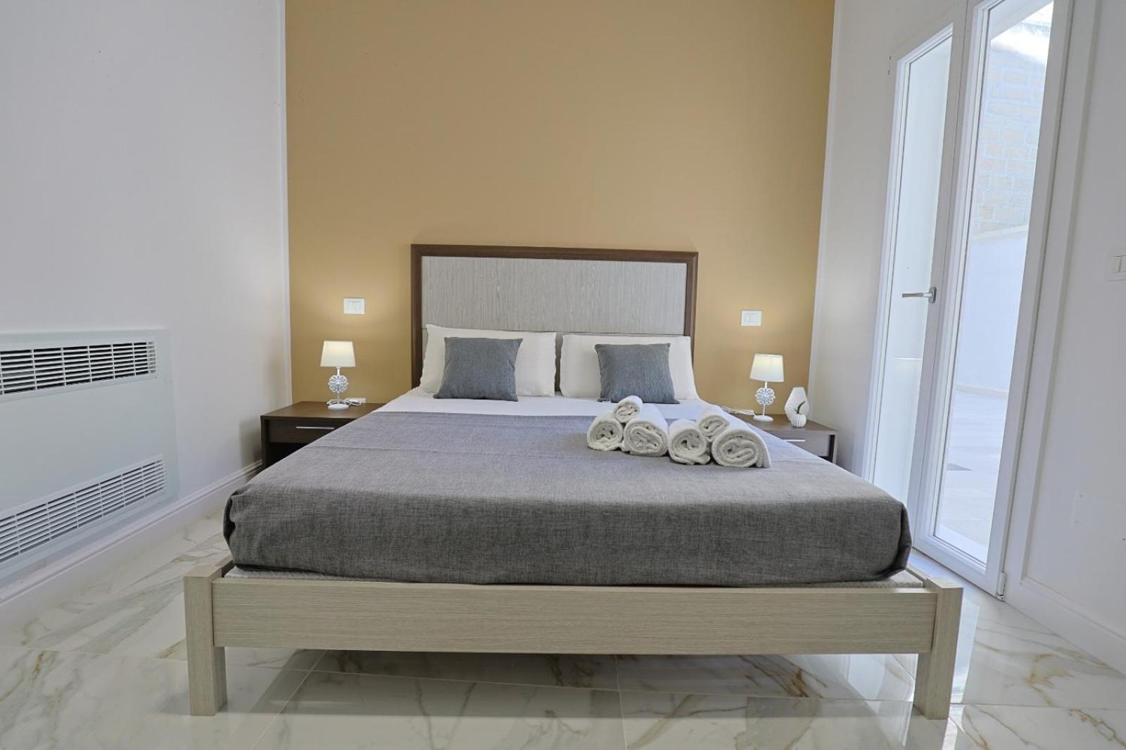 Palazzo Cavour Bed and Breakfast Lecce Buitenkant foto