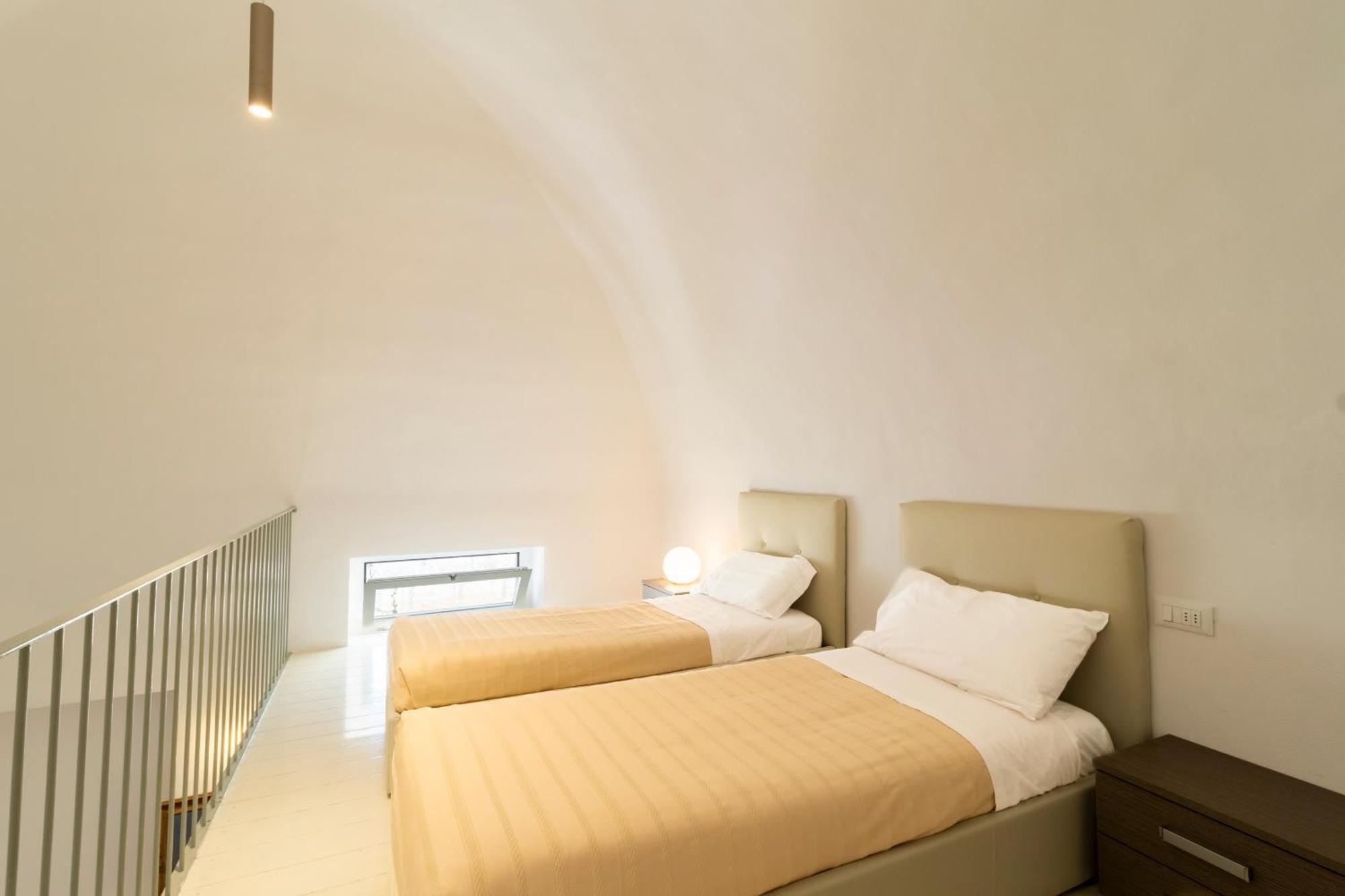 Palazzo Cavour Bed and Breakfast Lecce Buitenkant foto