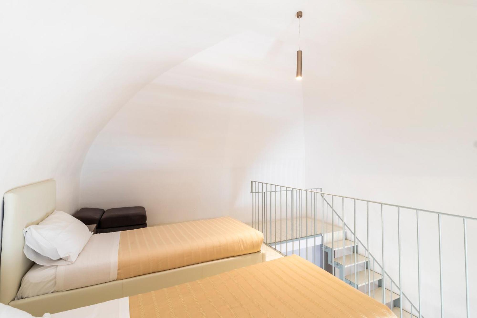 Palazzo Cavour Bed and Breakfast Lecce Buitenkant foto