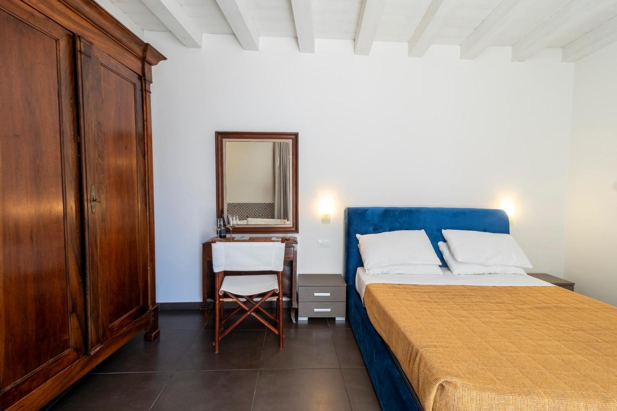 Palazzo Cavour Bed and Breakfast Lecce Buitenkant foto