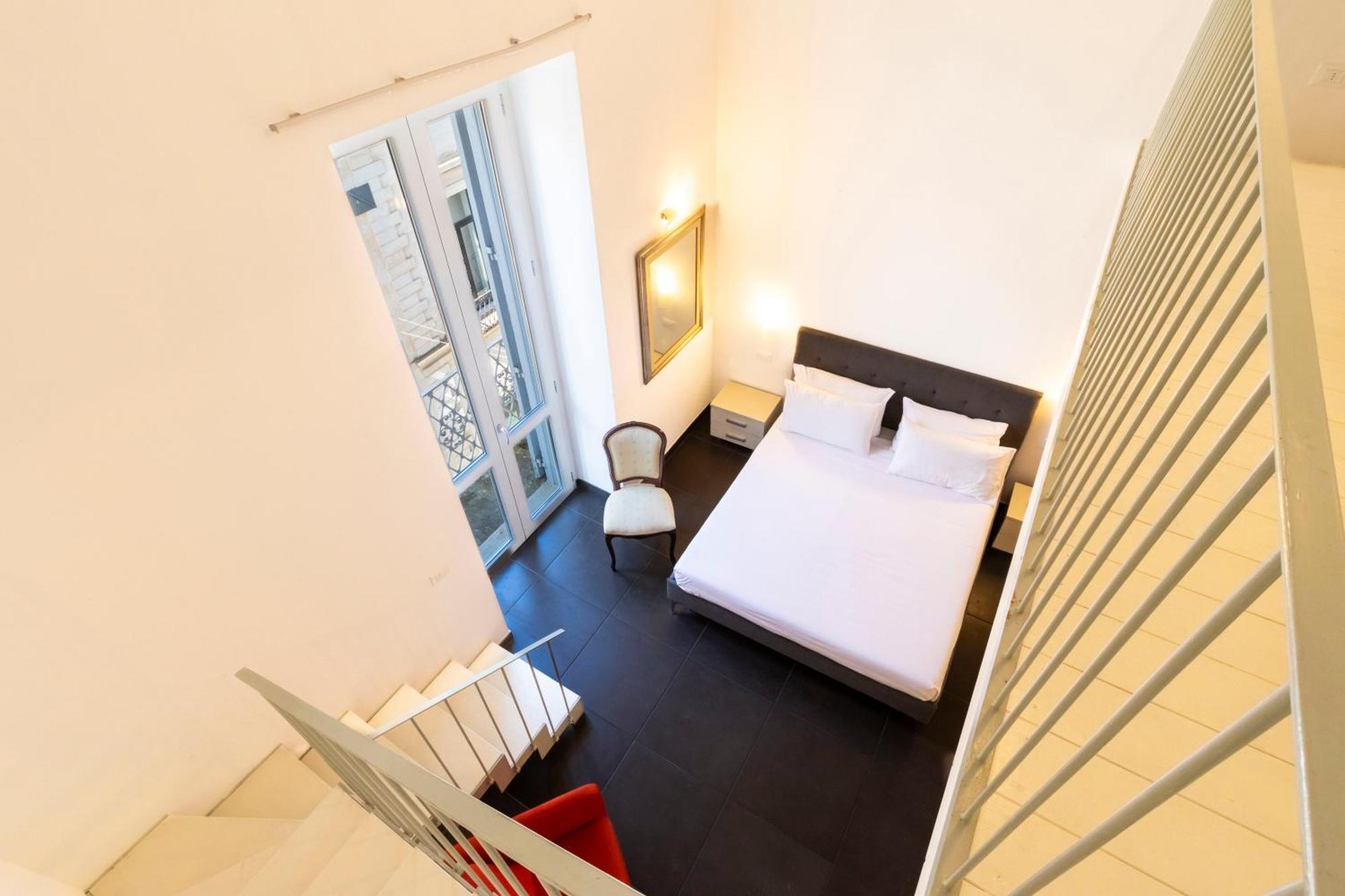 Palazzo Cavour Bed and Breakfast Lecce Buitenkant foto