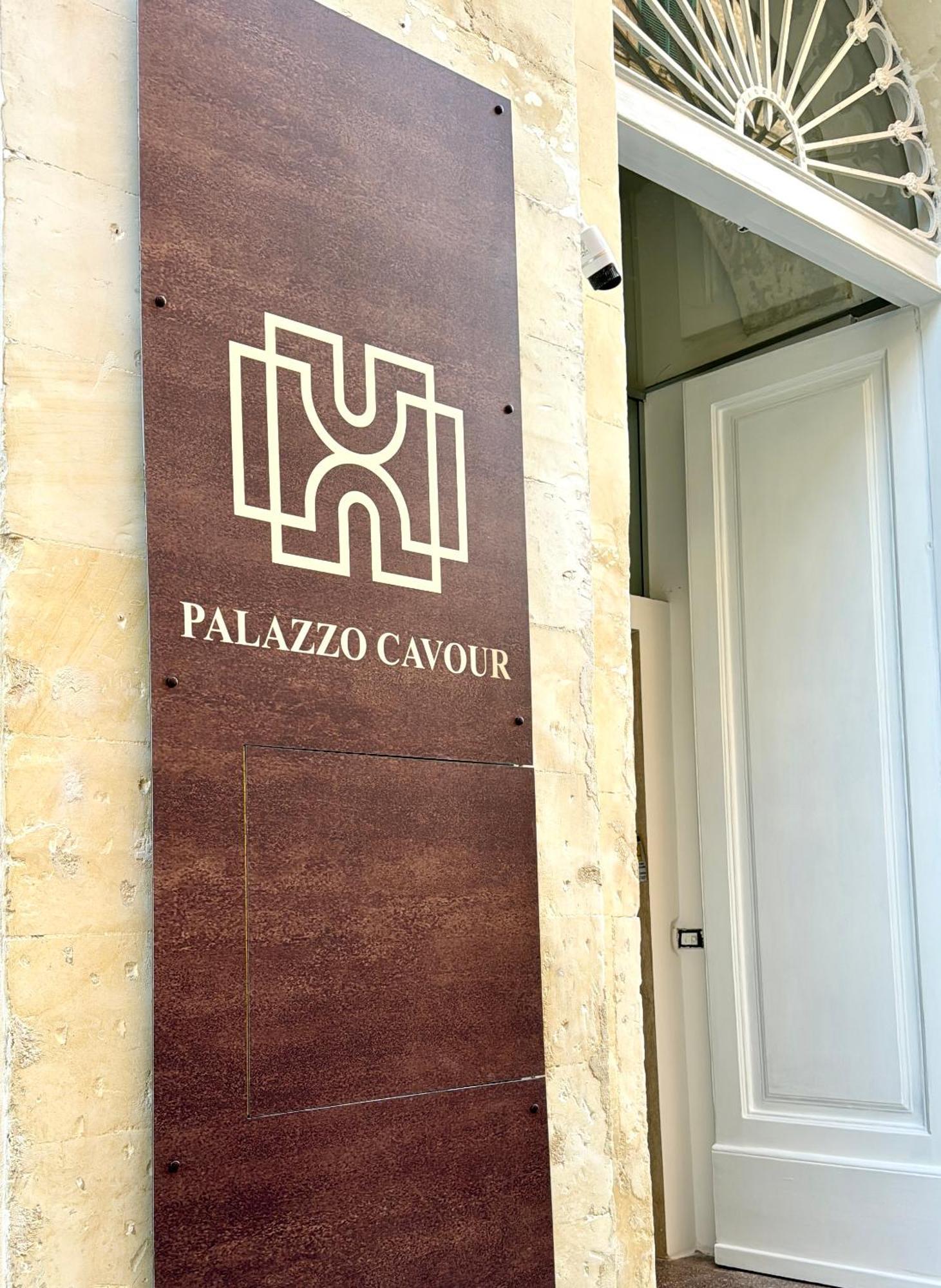 Palazzo Cavour Bed and Breakfast Lecce Buitenkant foto